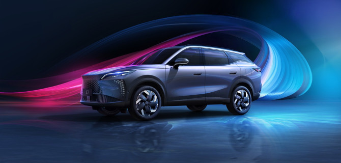 Кроссовер OMODA C7, представленный в OMODA|JAECOO АвтоСпецЦентр Марьино, теперь в реестре Минпромторга авто для такси