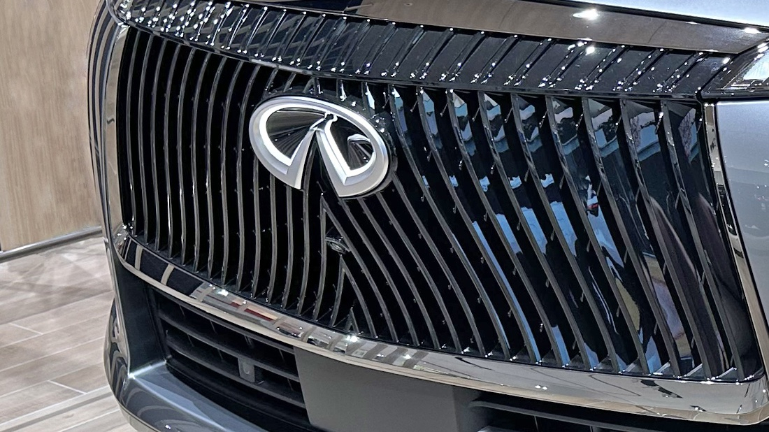 Когда нужно чистить радиаторы охлаждения Infiniti и почему это важно радиатор Infiniti