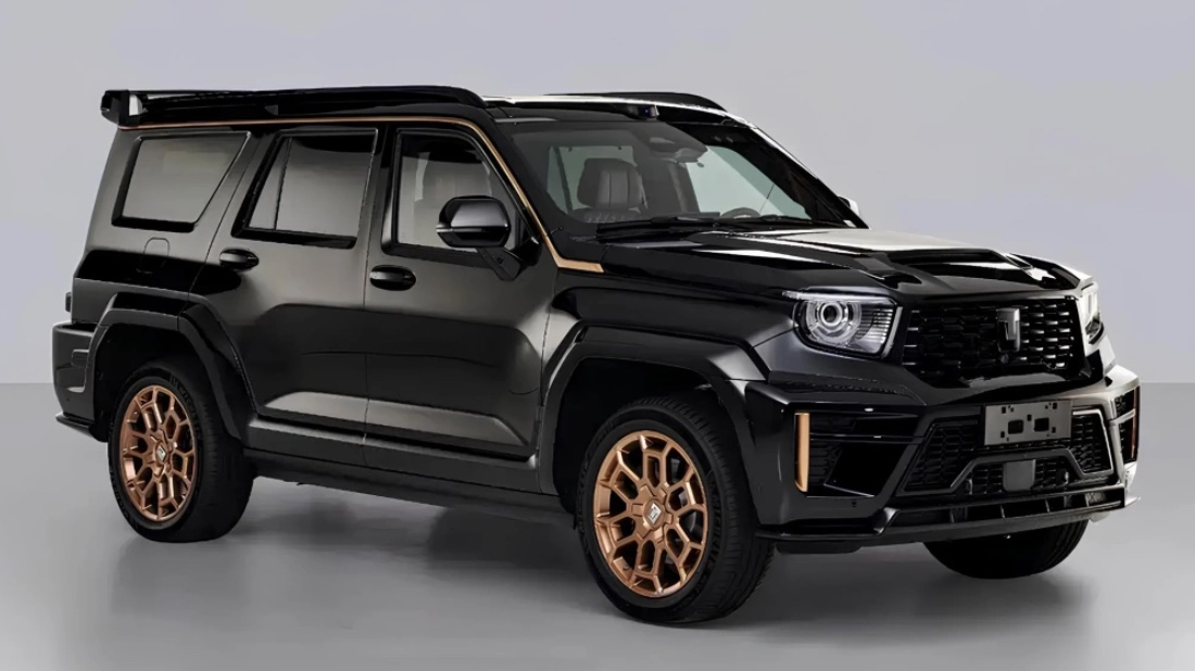 Внедорожник Tank 700 получил удлинённую версию и 3 ряда сидений Tank 700 Long-Wheelbase Edition (LWB)