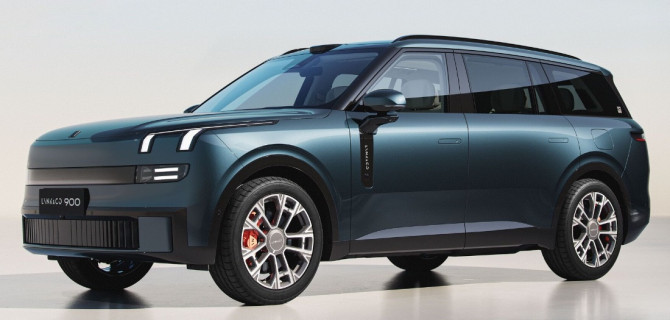 Lynk & Co 900