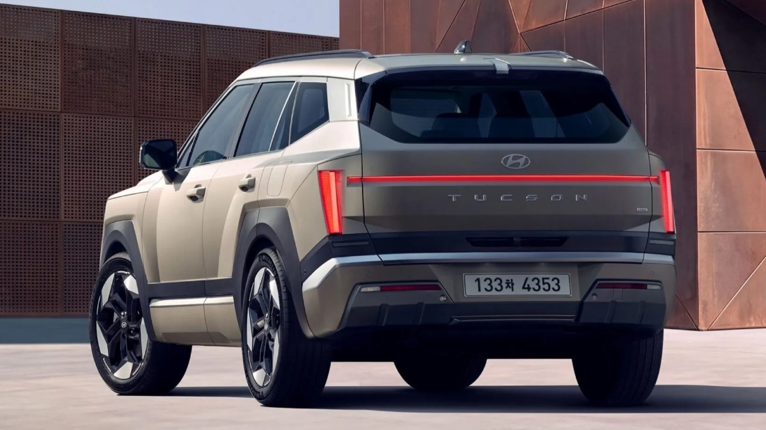 Новый Hyundai Tucson удивит парковочным помощником: кроссовер запоминает путь и сам выезжает задом Hyundai Tucson 5 поколение 2026