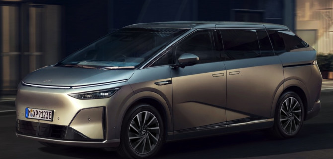 XPENG X9 FWD Long Range