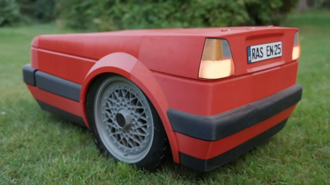 Газонокосилка в стиле VW Golf GTI