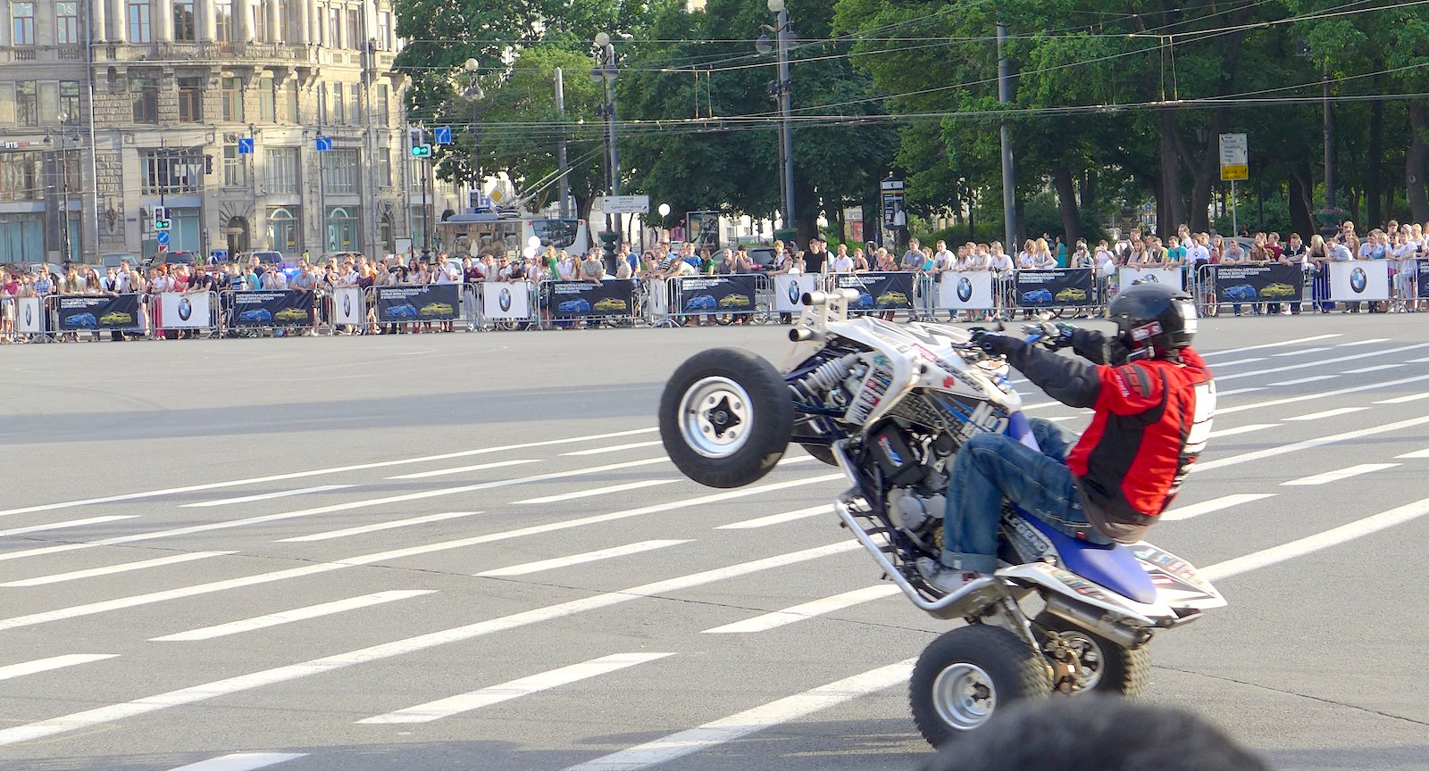 Белые ночи с BMW