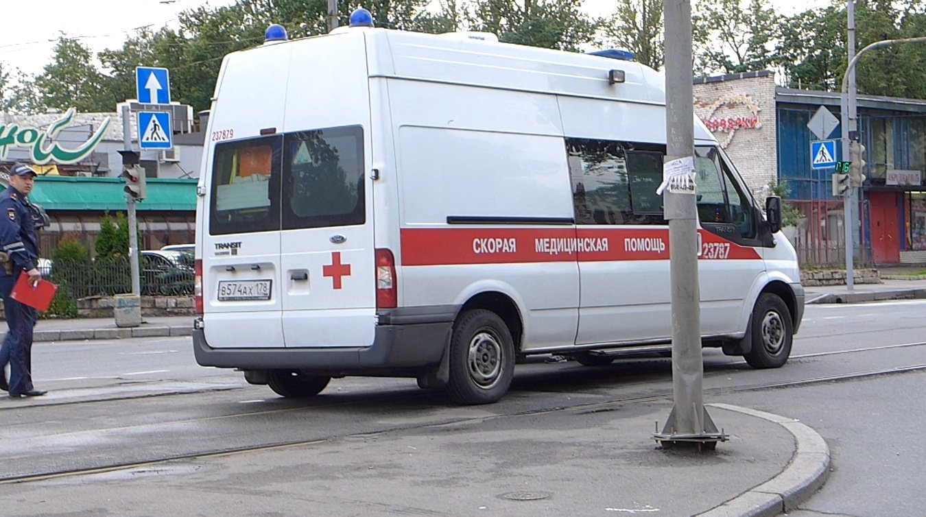 ДТП на Лесном проспекте с скорой помощью