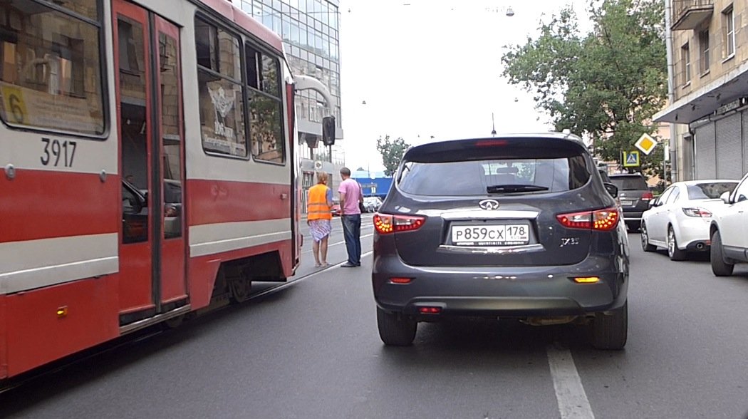 ДТП на Добролюбова
