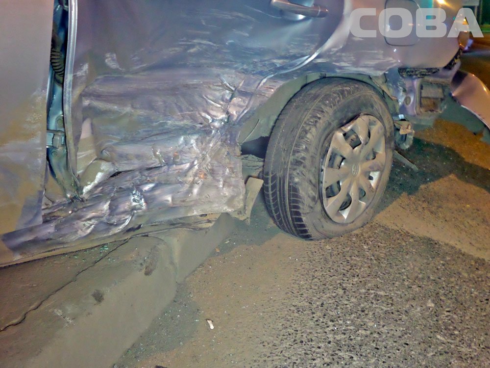 Оба водителя, участника ДТП в Екатеринбурге попали в больницу в тяжелом состоянии ДТП в Екатеринбурге
