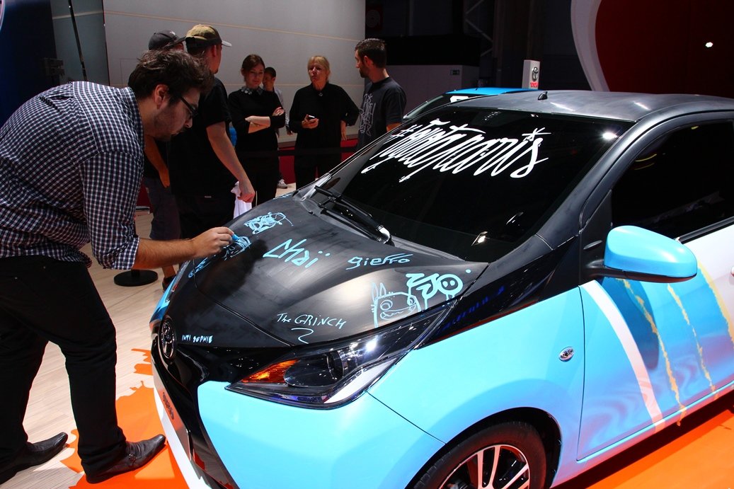 Toyota_Paris_Aygo.jpg