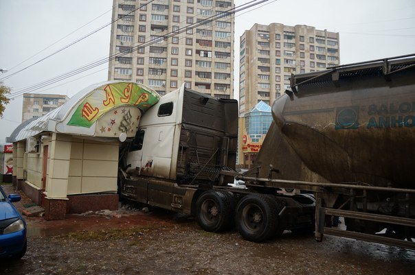 Наезд на препятствие в Уфе
