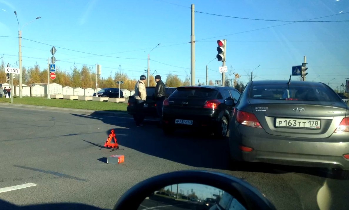 ДТП на Суздальском проспекте