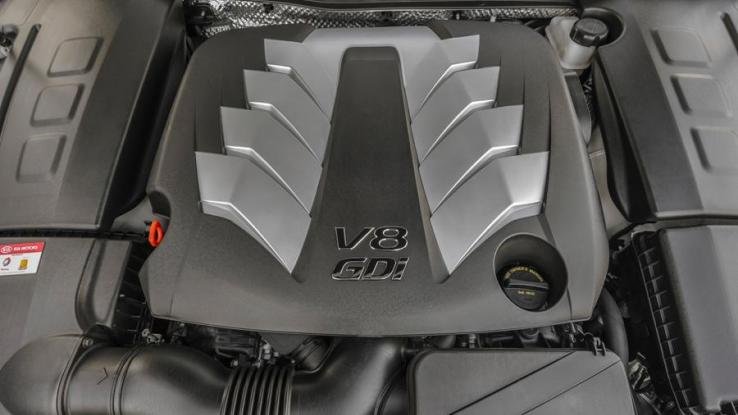 Роскошный концептуальный KIA K900 с мотором V8 мощностью в 420 лошадиных сил. KIA K900