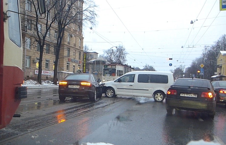 ДТП на проспекте Энгельса