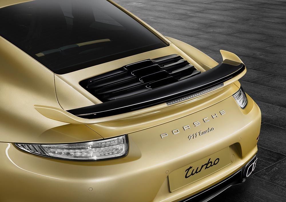 Улучшить неулучшаемое - аэродинамический обвес для Porsche 911 2015 Porsche 911