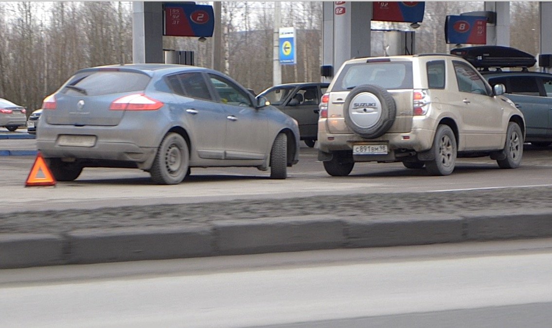 ДТП на АЗС на Руставели
