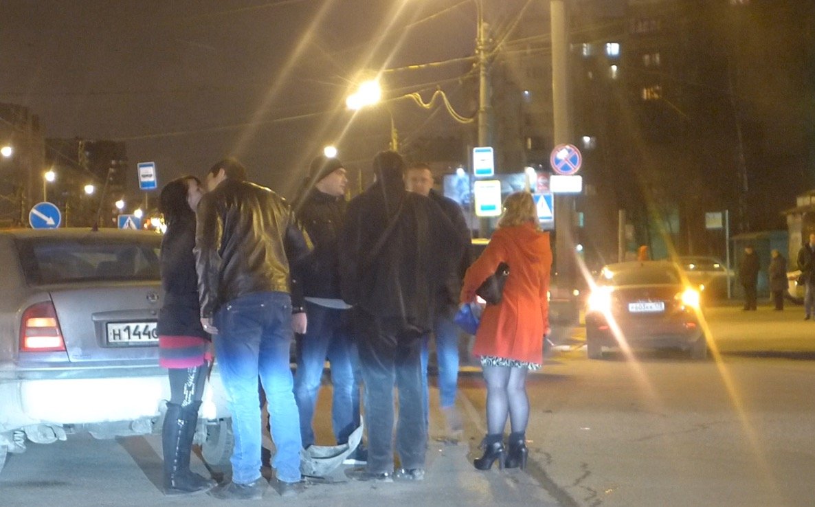 ДТП на перекрестке Казакова - Жукова