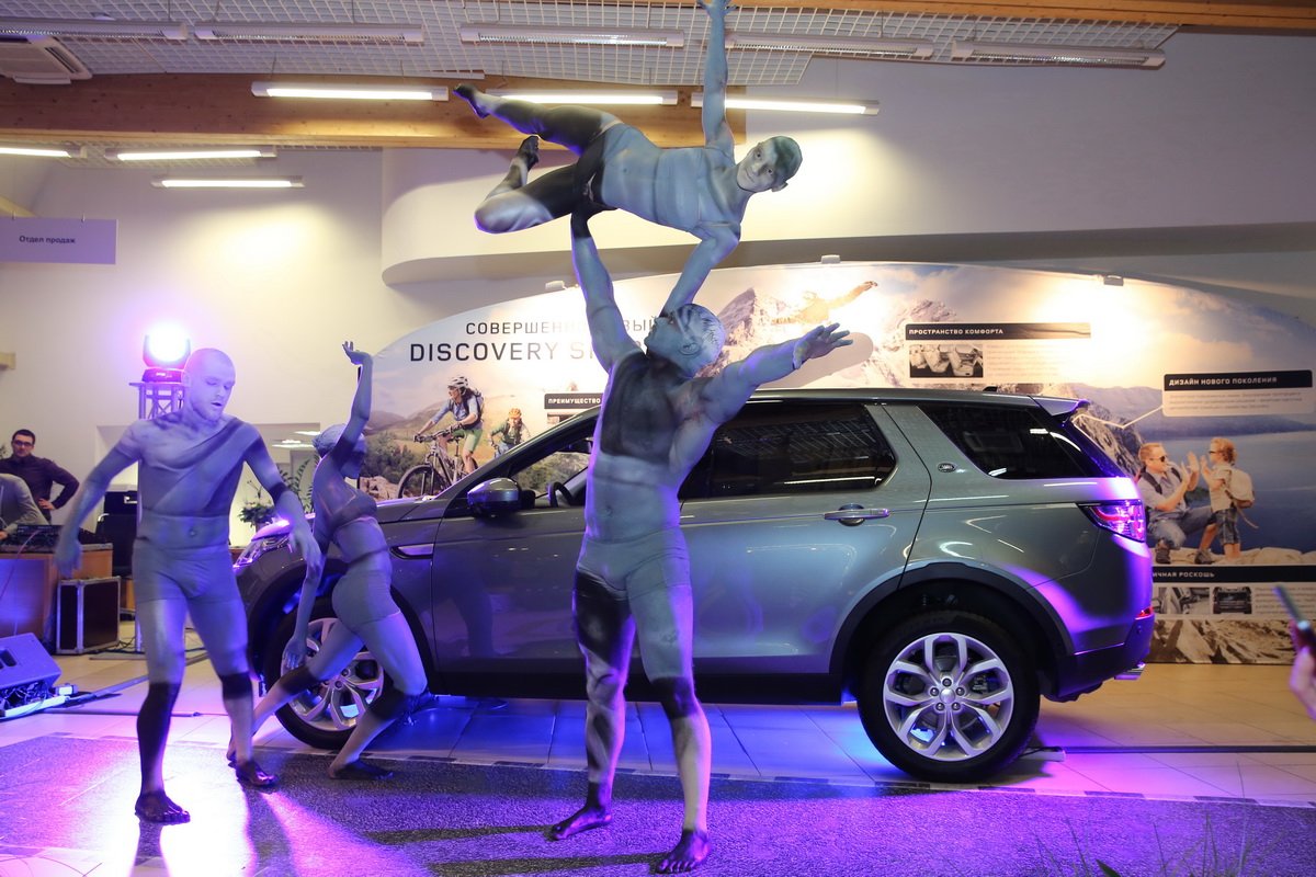 ARTEKS_Discovery_Sport_presentation_post_release_3.jpg