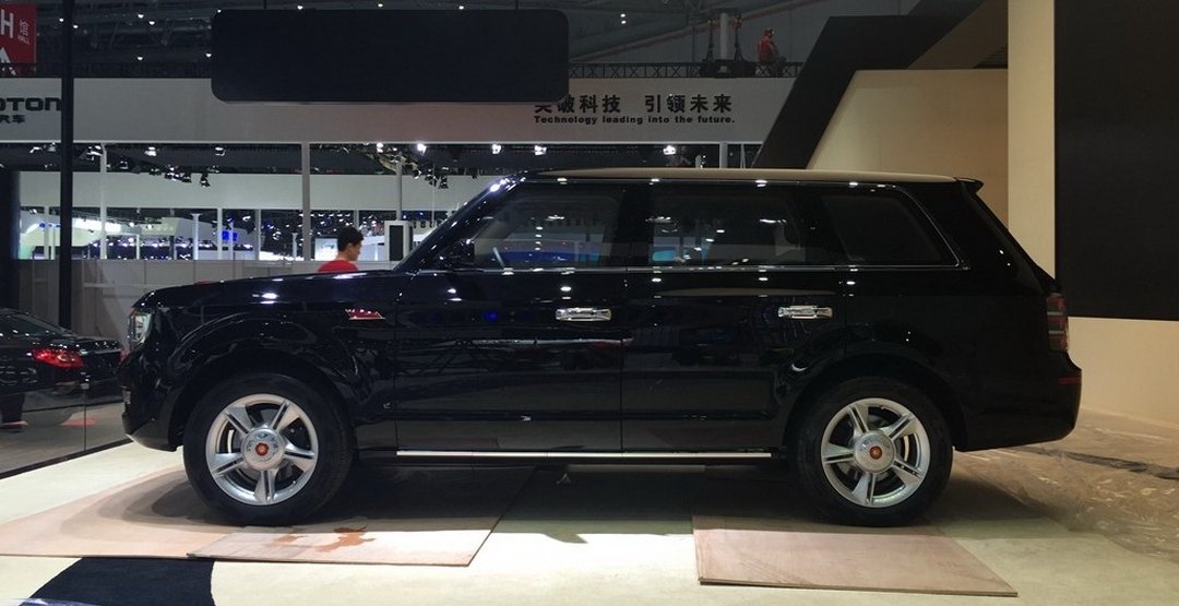 Hongqi P504 2.jpg