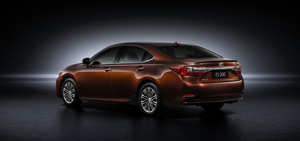 lexus ES 200-3.jpg