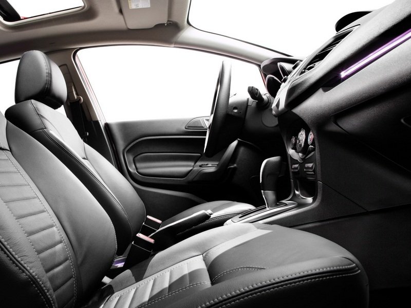 ford fiesta 1.jpg