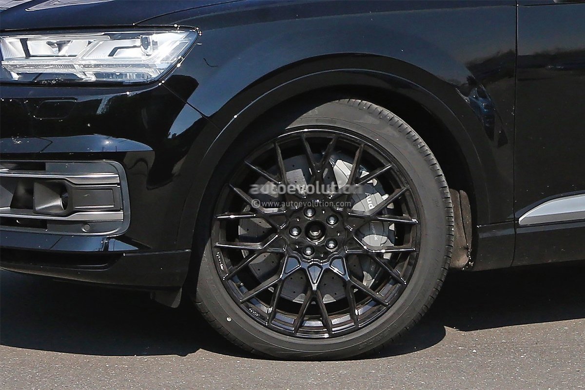 audi sq7-3.jpg
