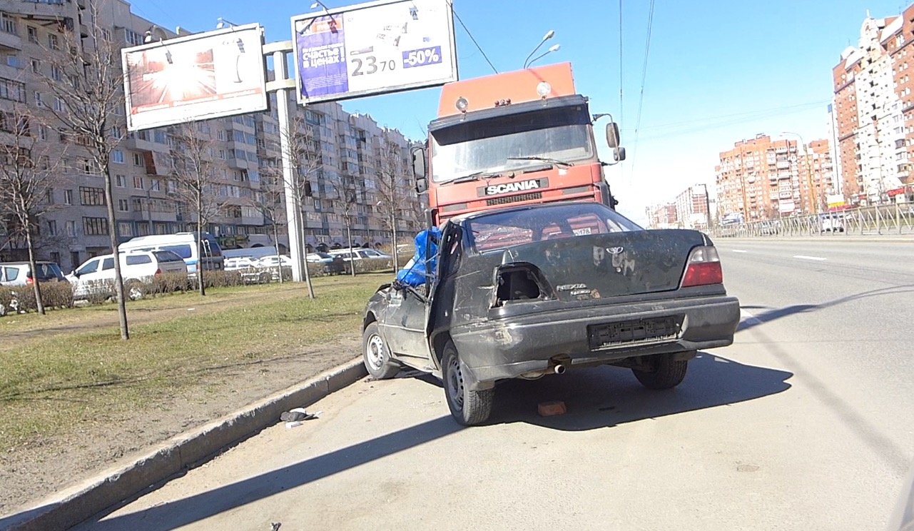 ДТП на Комендантском проспекте