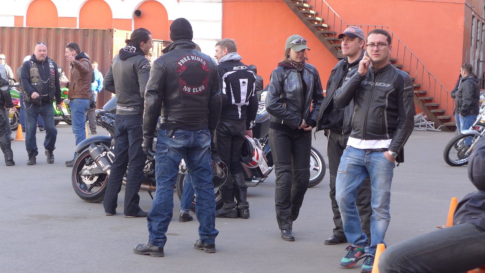 Harley Davidson SPB HOG "Первый Прогрев"!