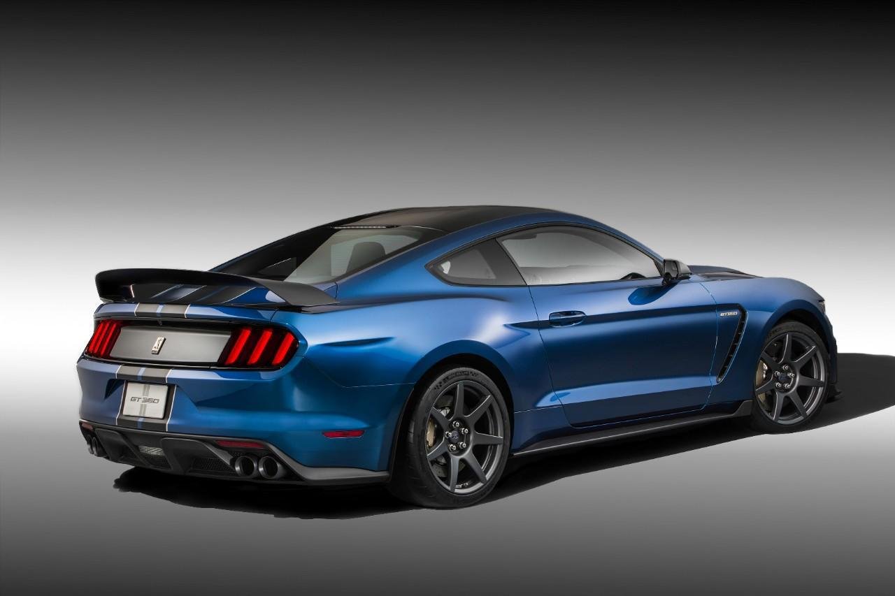 Ford Shelby GT350 выпустят 100 экземпляров, а GT350R всего 37 Ford Shelby GT350 1.jpg