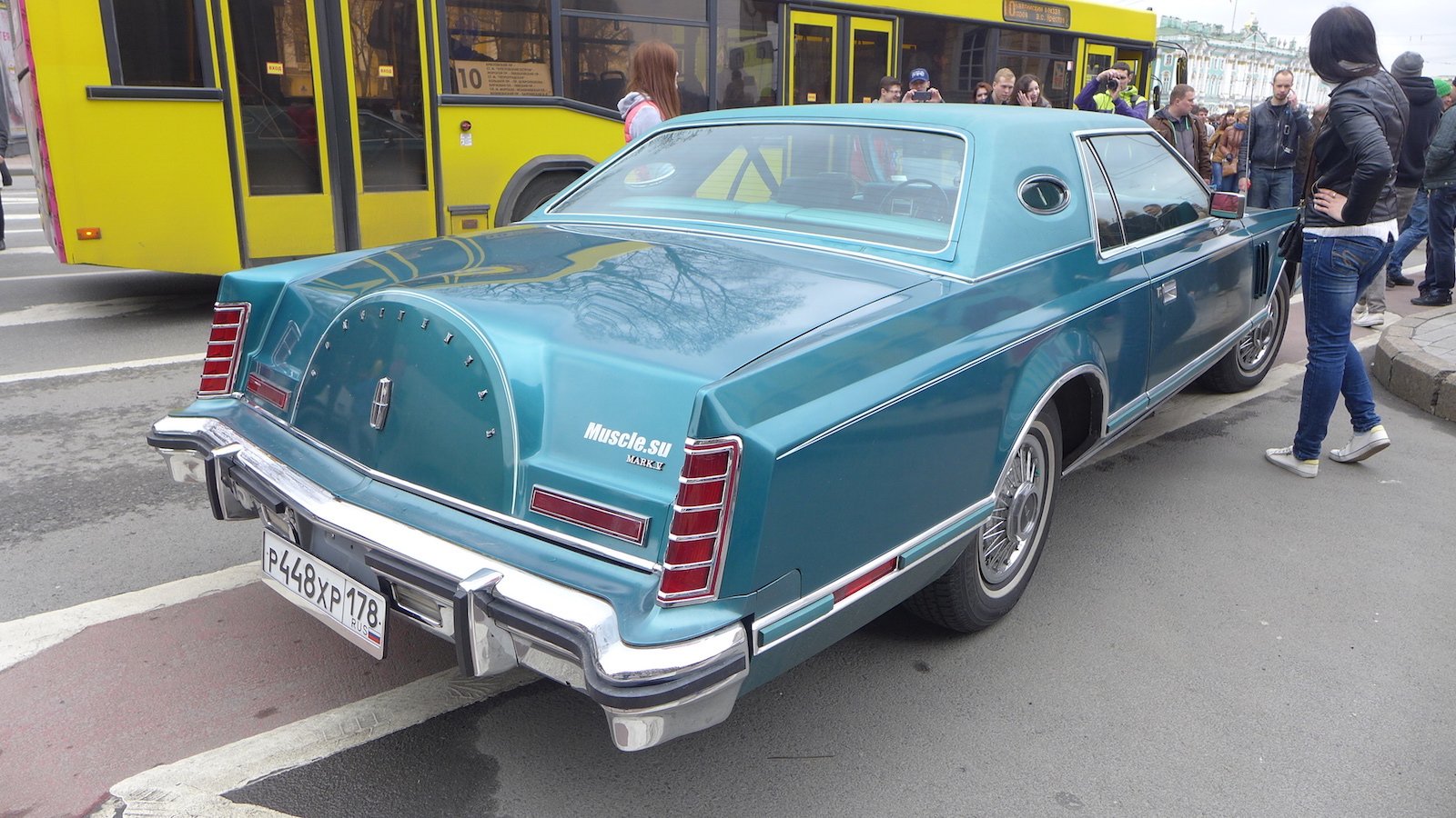 Lincoln Continental Mark V