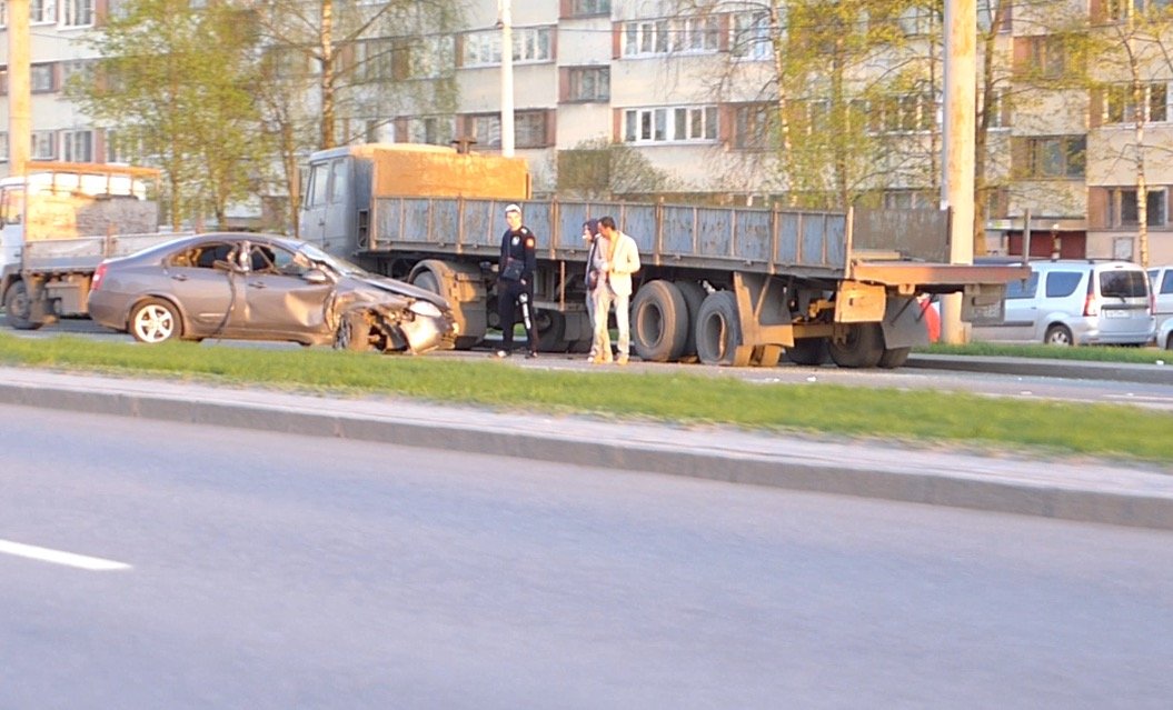ДТП на Суздальском проспекте