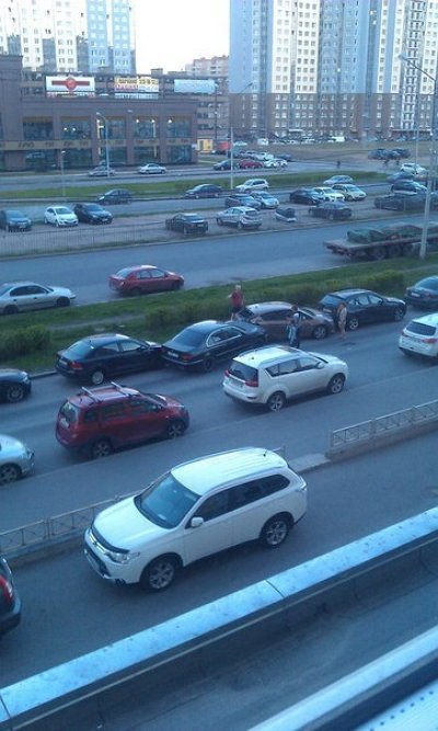 пьяный водитель bmw был избит 1.jpg