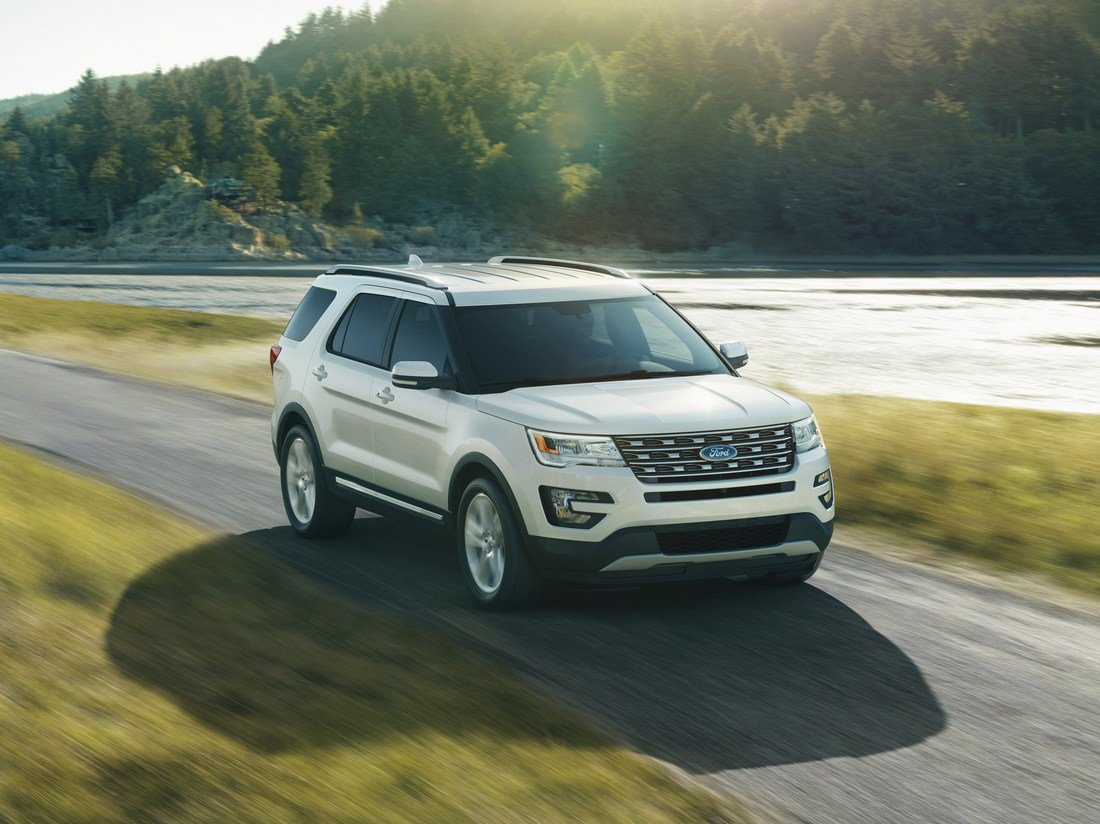 Обновленный внедорожник Ford Explorer появится в России в 2015 году Ford Explorer 2015 1.jpg