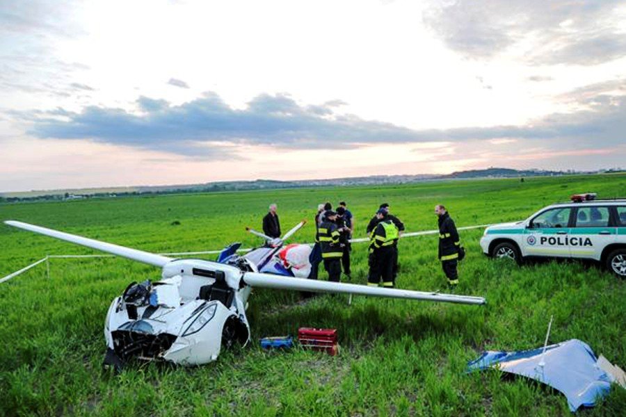 AeroMobil 2.jpeg