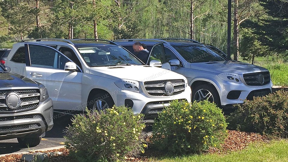 Mercedes-Benz GLS 1.jpg