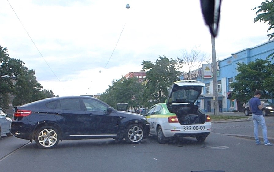 ДТП на проспекте Энгельса 9 июня 2015