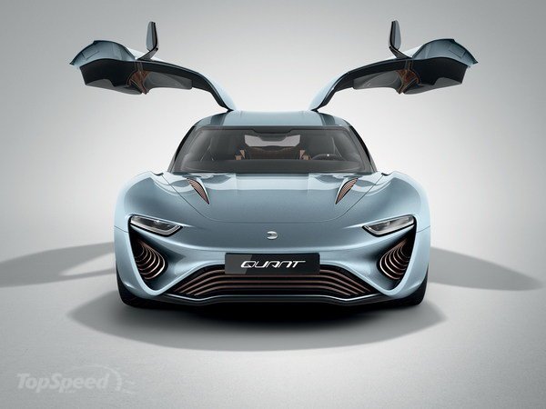 нано-электромобиль e-Sportlimousine от nanoFLOWCELL 2.jpg