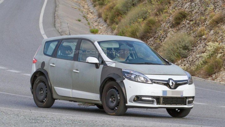 Renault Grand Scenic 4.jpg