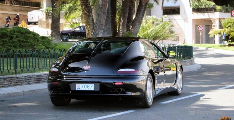 В Монако замечен прототип Bugatti EB112 Bugatti EB112 2.jpg