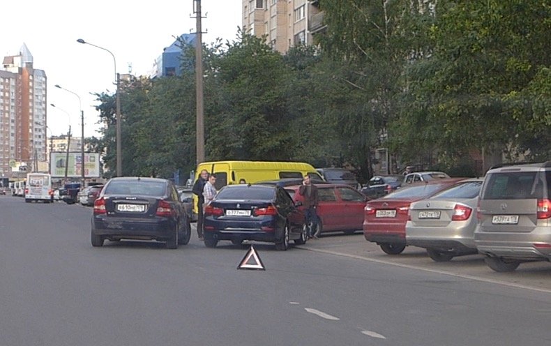 ДТП на Хо-Ши-Мина с участием BMW