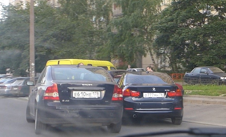 ДТП на Хо-Ши-Мина с участием BMW
