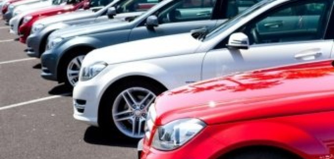 ТОП-10 самых популярных автомобилей в России за июнь 2015
