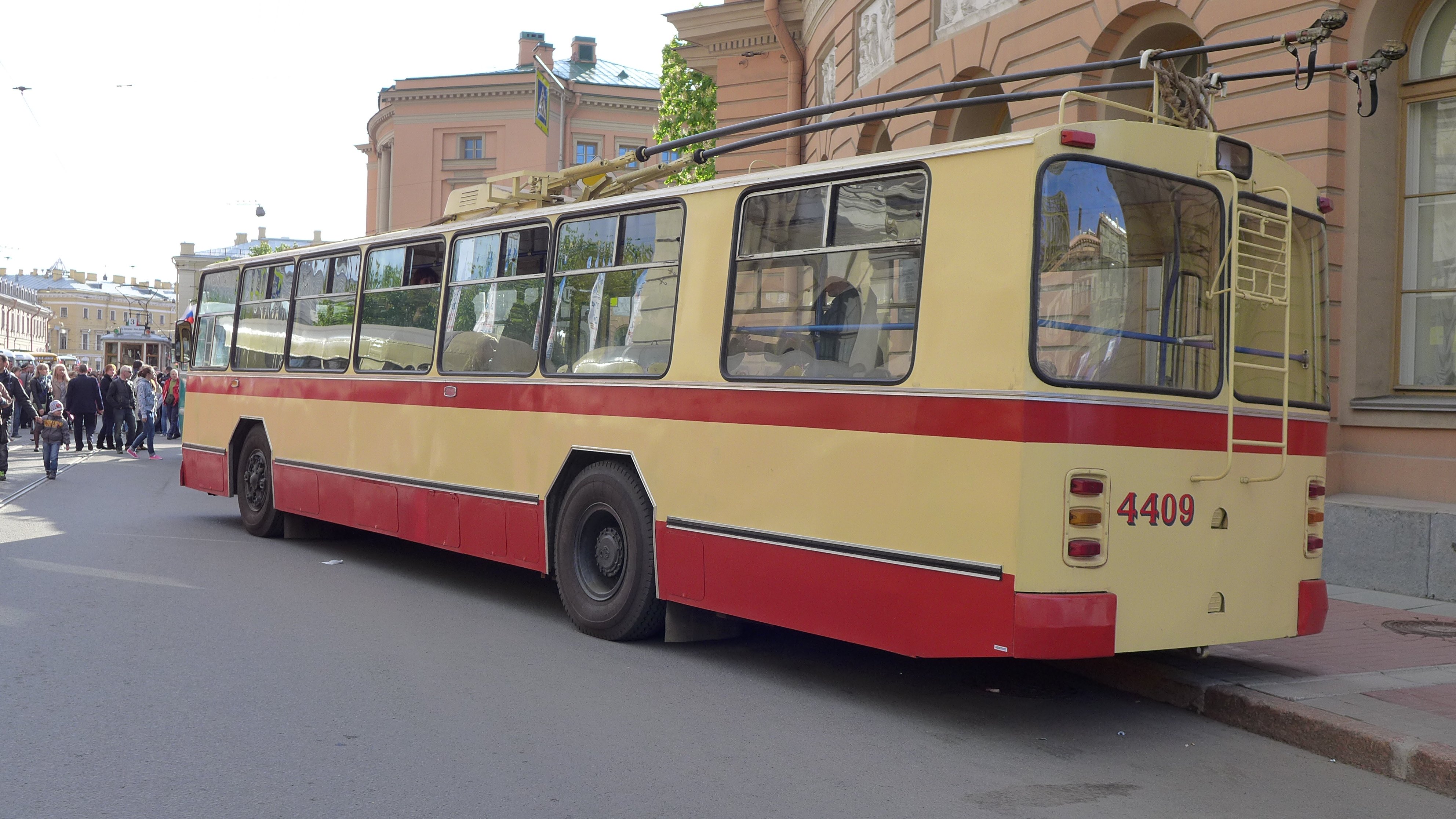 Выставка троллейбусов