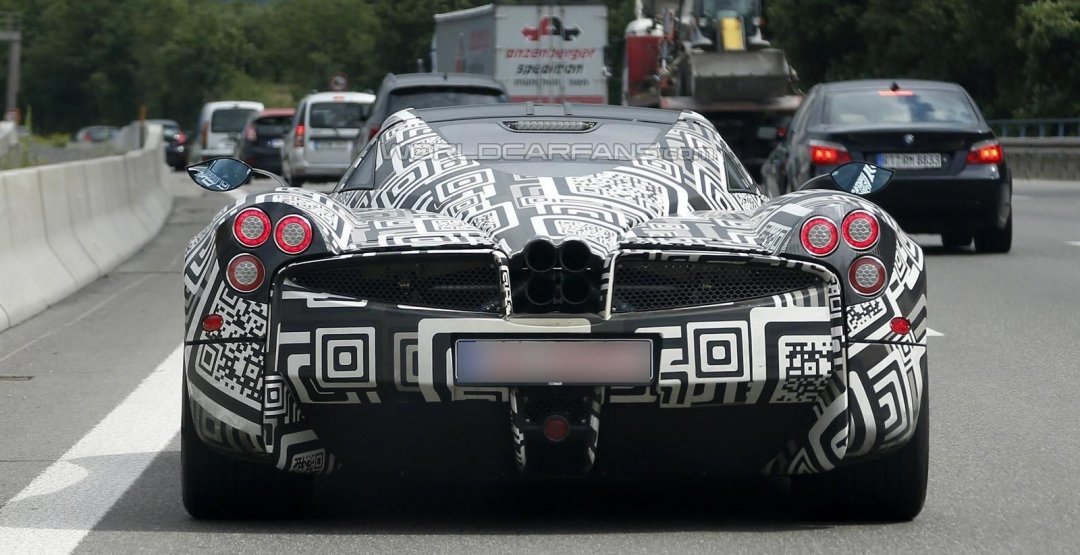 Pagani Huayra SE 2016.jpg