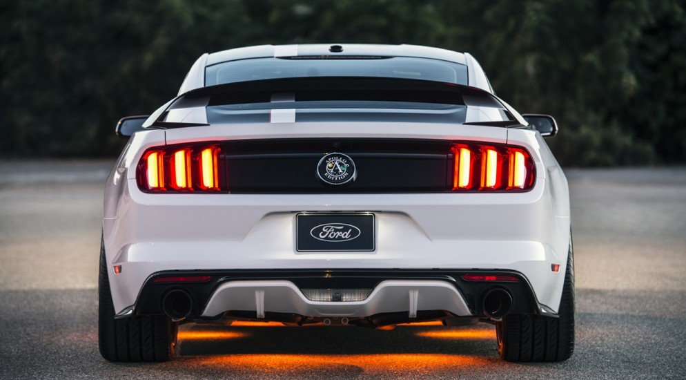 На аукционе будет продан эксклюзивный Ford Mustang Apollo Edition Ford Mustang Apollo Edition 9.jpg