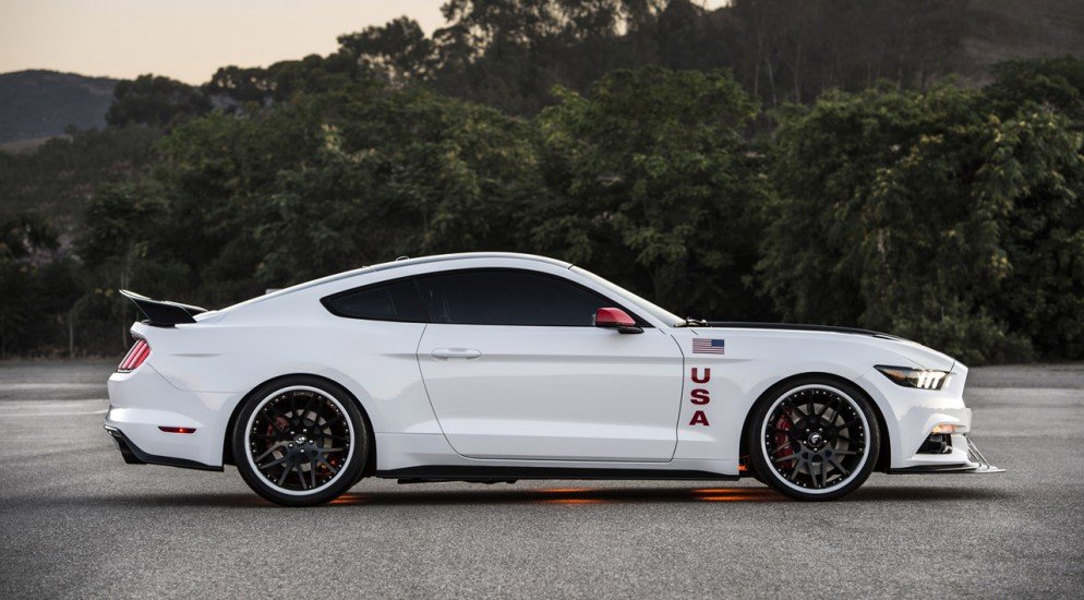На аукционе будет продан эксклюзивный Ford Mustang Apollo Edition Ford Mustang Apollo Edition 5.jpg