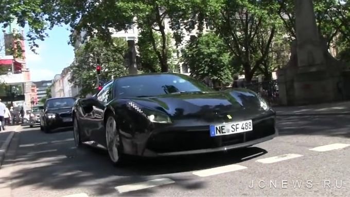 Ferrari 488 GTB 1.jpg