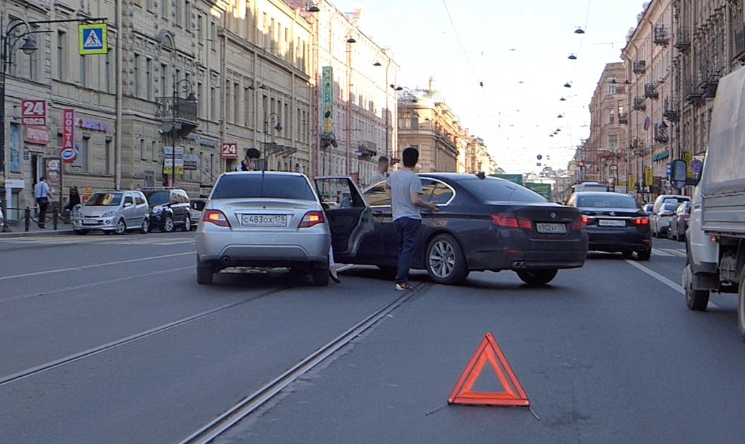 ДТП на развороте на Литейном проспекте