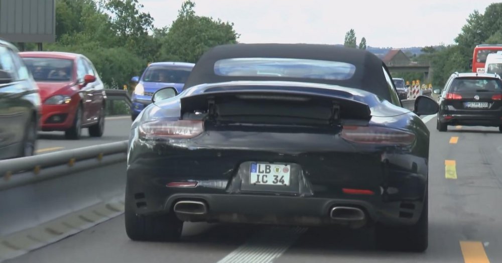 В Германии тестируют новейший Porsche 911 Carrera Porsche 911 Carrera.jpg