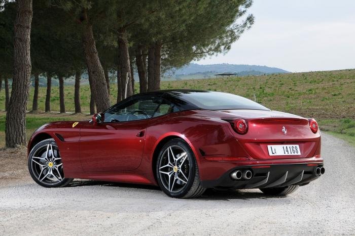 Ferrari California T 2.jpg