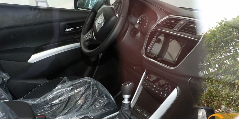 spy Suzuki SX4_3.jpg