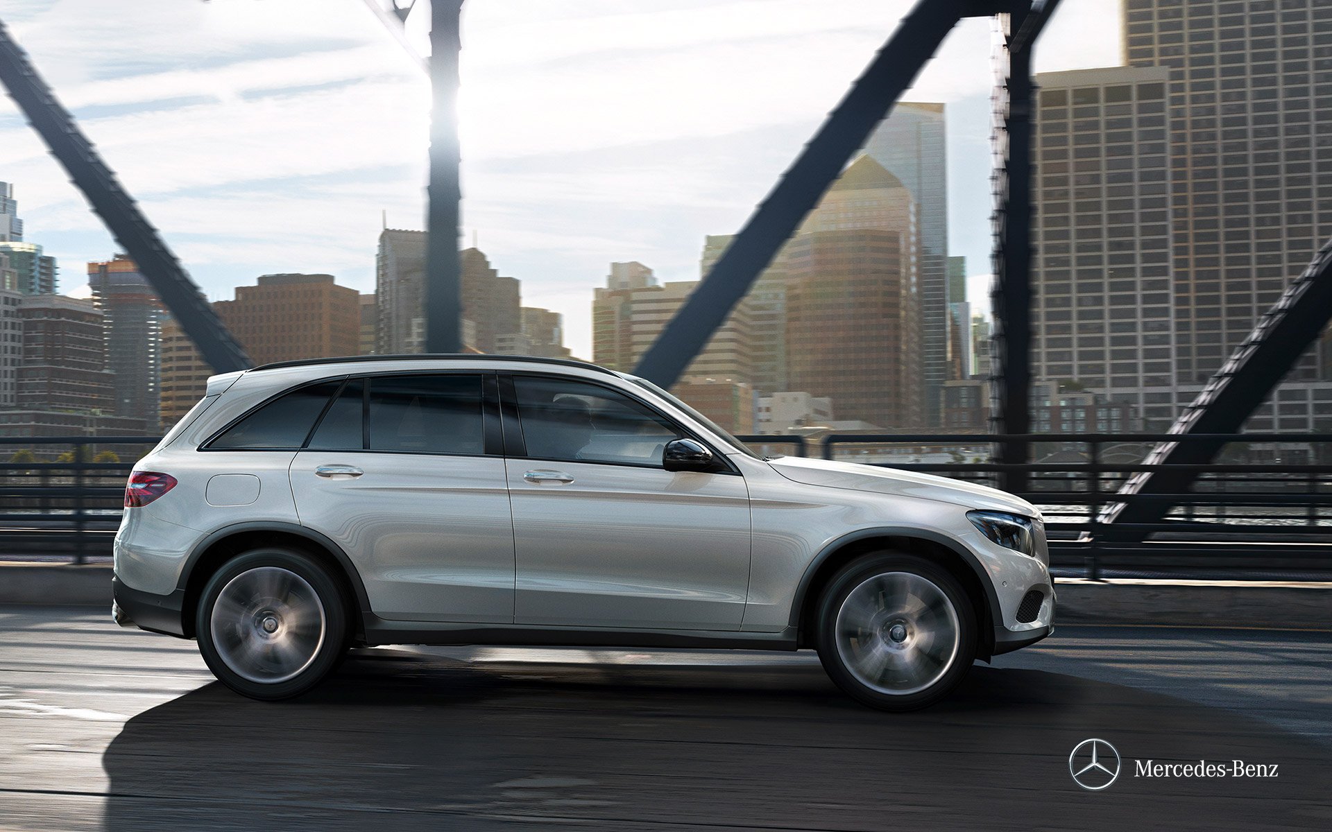 mercedes-benz-glc-class_x253_wallpaper_04_1920x1200_05-2015.jpg